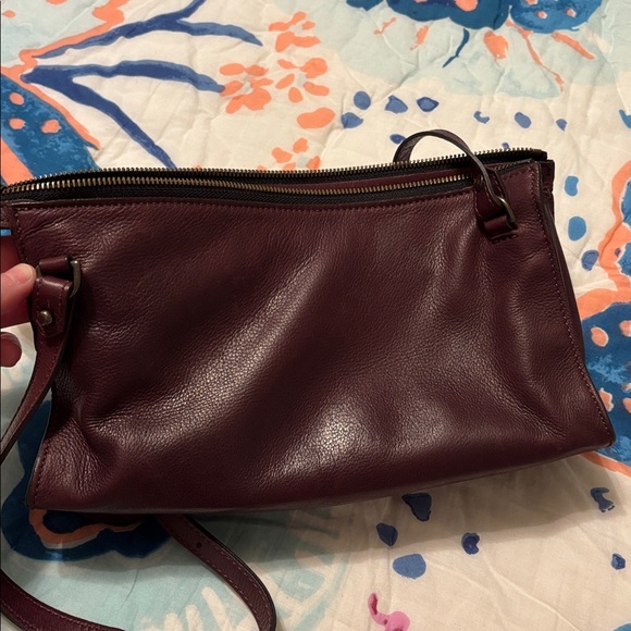 Parker Thatch  Lily Crossbody - Heritage "Broken-In" Leather Oxblood Burgundy - Picture 9 of 9
